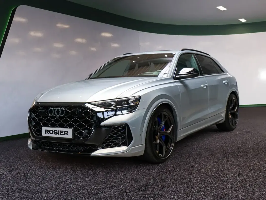 Audi RS Q8 - Thumbnail 1