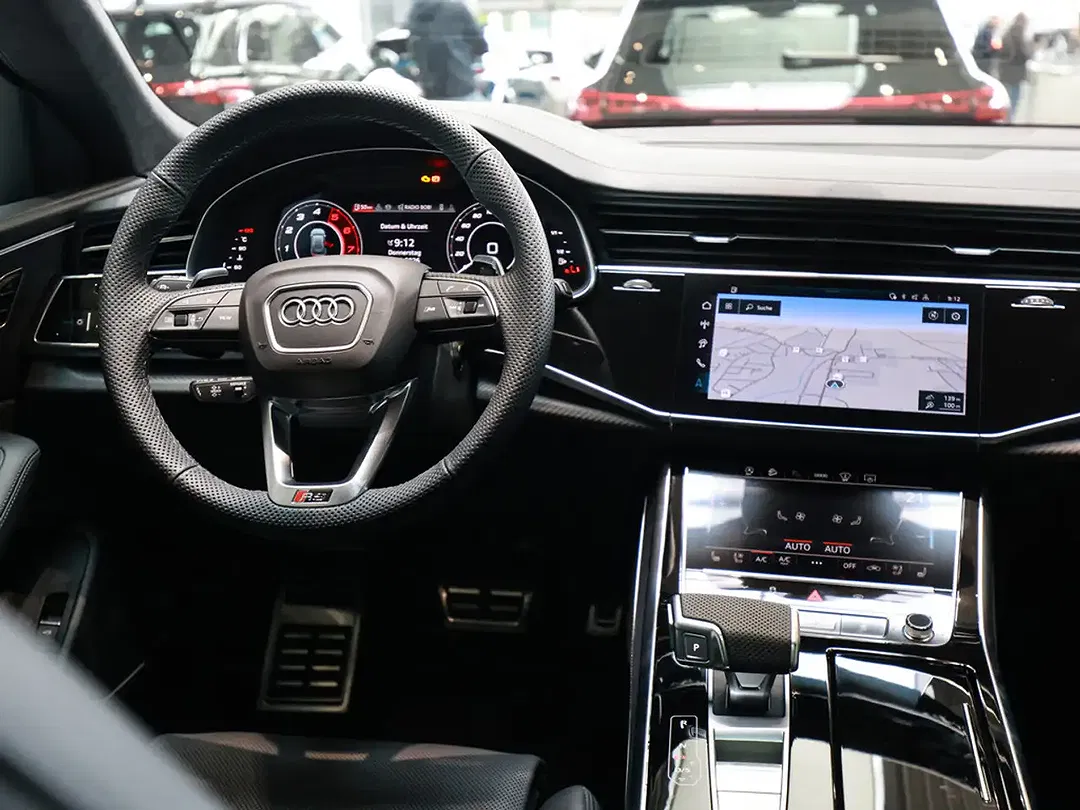 Audi RS Q8 - Thumbnail 8