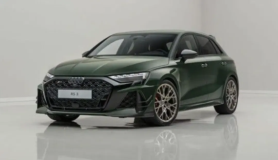 Audi RS3 - Thumbnail 1