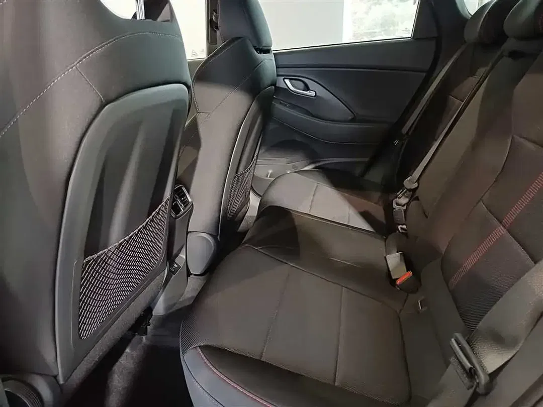 Hyundai i30 - Thumbnail 3