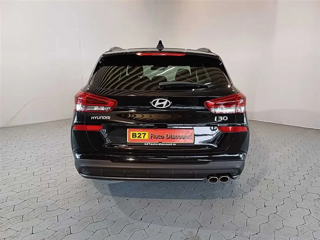 Hyundai i30 - Thumbnail 4