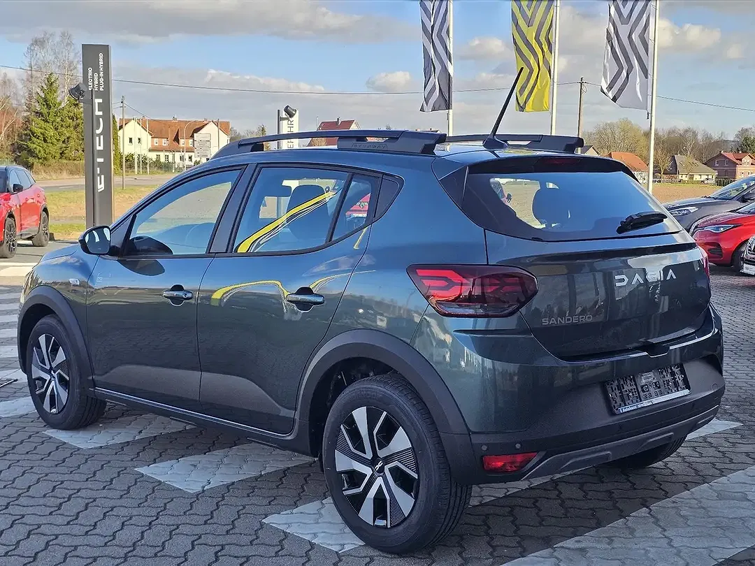 Dacia Sandero - Thumbnail 4