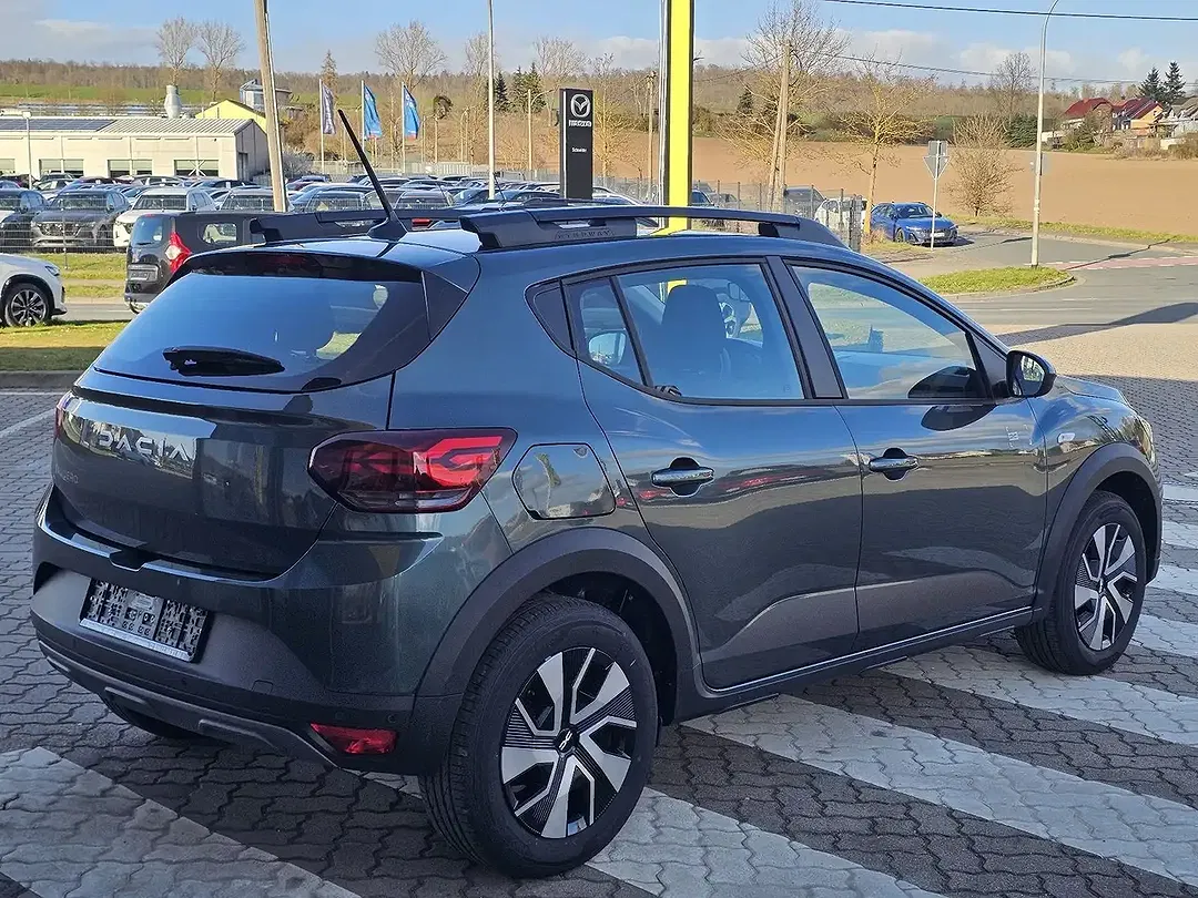 Dacia Sandero - Thumbnail 6