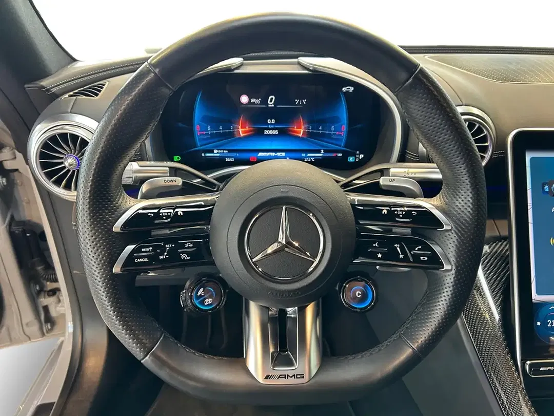 Mercedes-Benz SL 63 AMG - Thumbnail 10