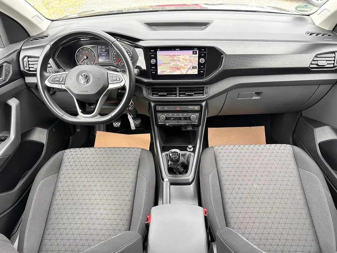 Volkswagen T-Cross - Thumbnail 11
