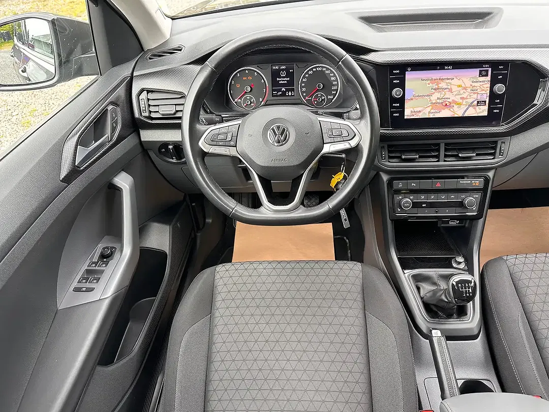 Volkswagen T-Cross - Thumbnail 12