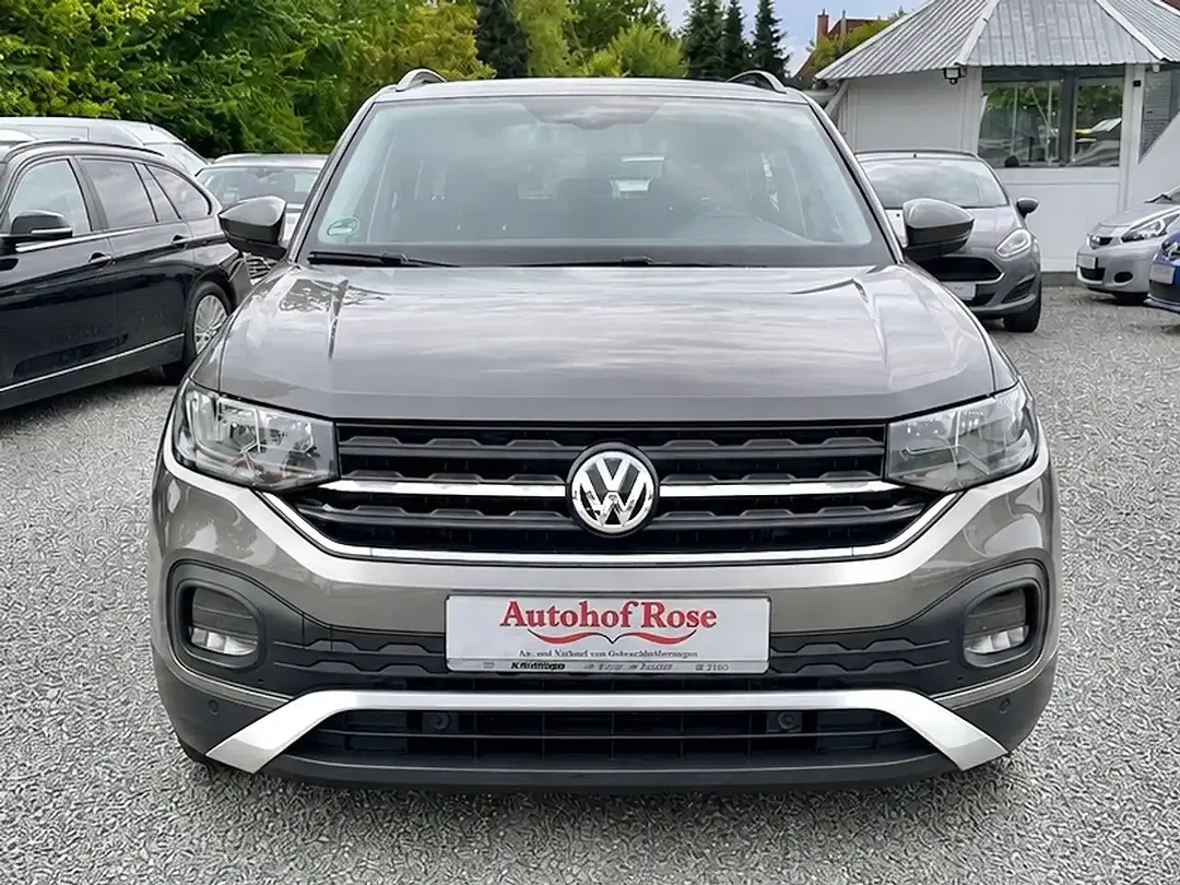 Volkswagen T-Cross - Thumbnail 2