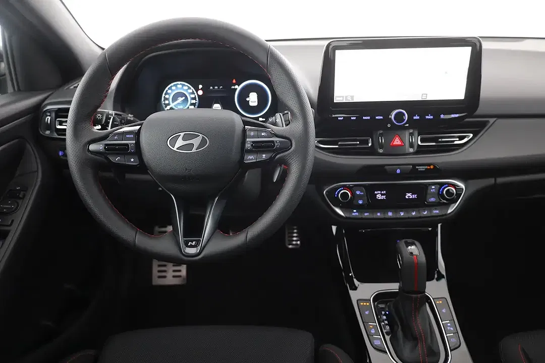 Hyundai i30 - Thumbnail 9