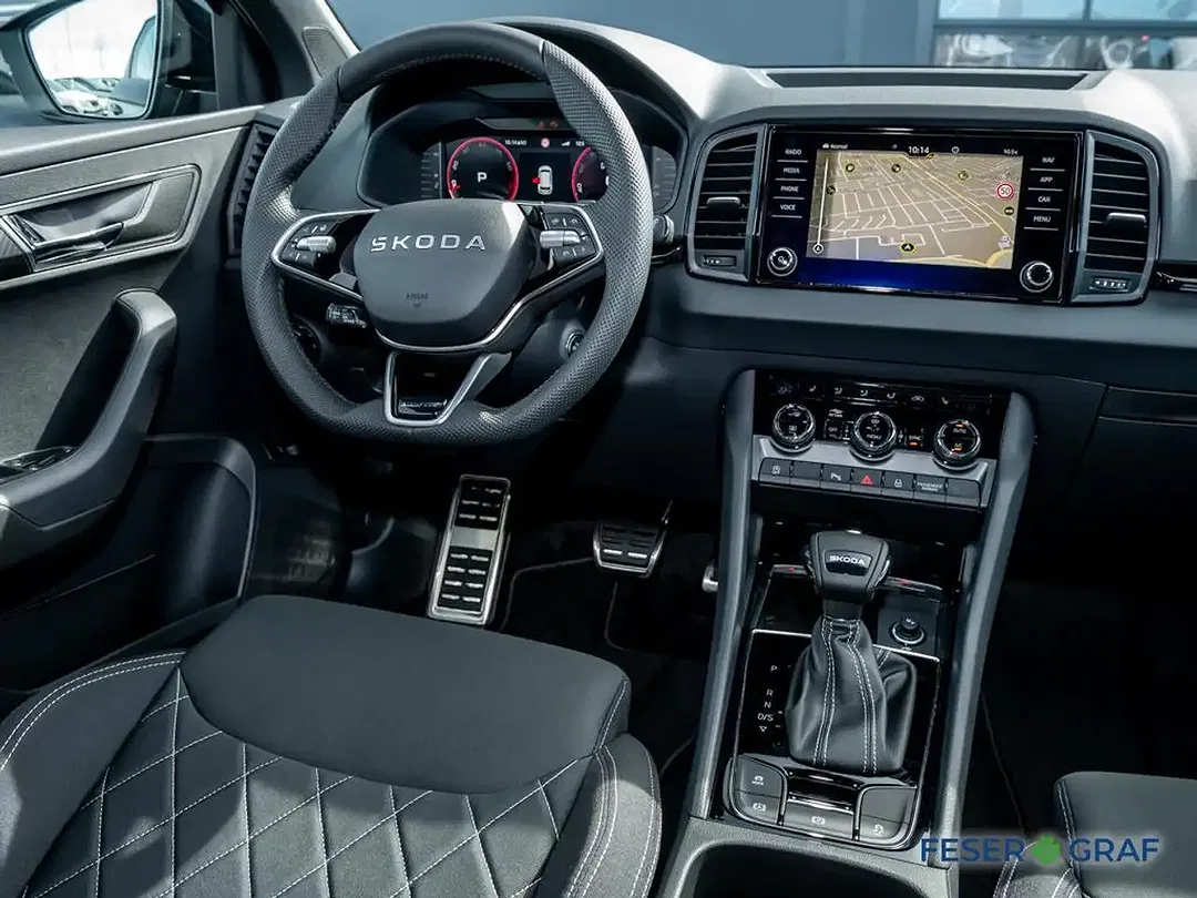 Skoda Karoq - Thumbnail 4