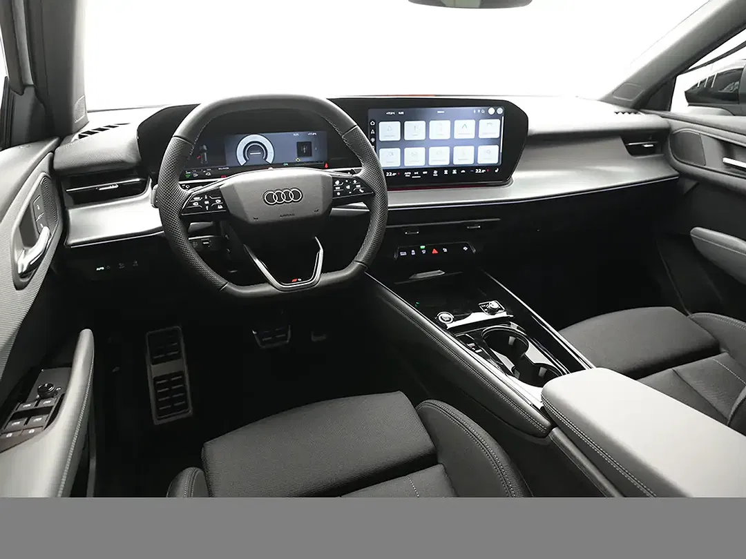 Audi Q3 - Thumbnail 14