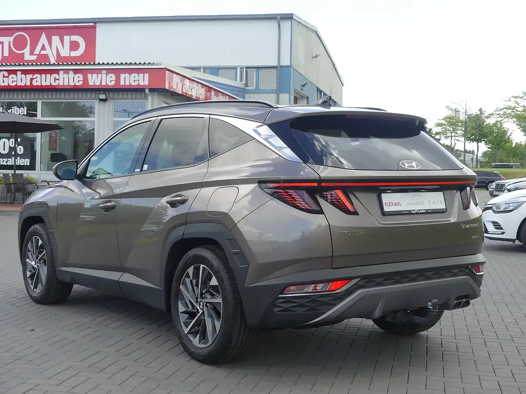 Hyundai TUCSON - Thumbnail 2