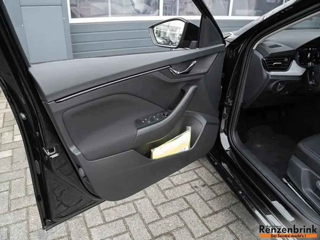 Skoda Scala - Thumbnail 8