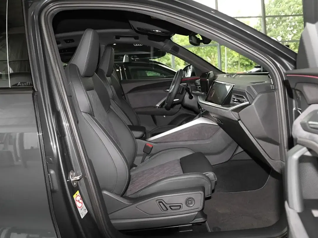 Audi Q5 - Thumbnail 2