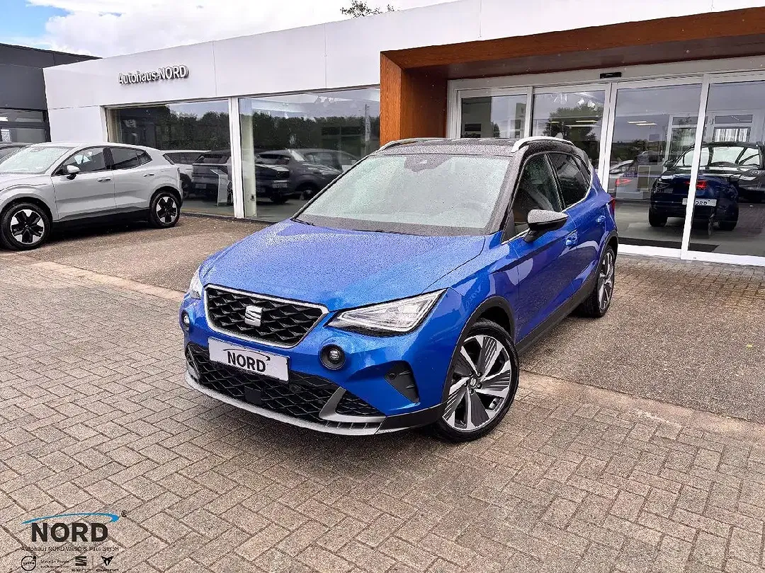 SEAT Arona - Thumbnail 2