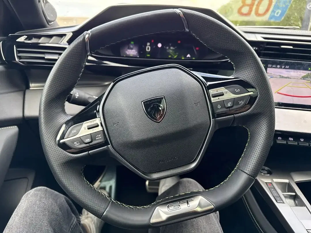Peugeot 308 - Thumbnail 13