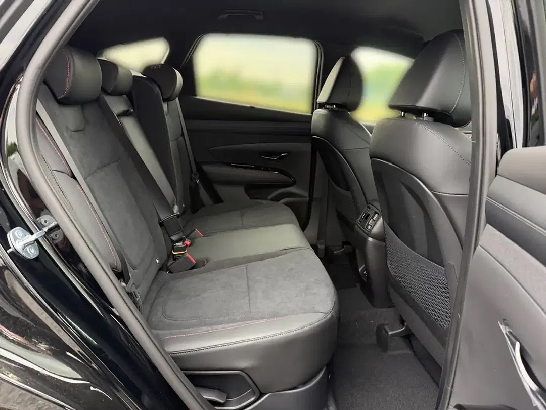 Hyundai TUCSON - Thumbnail 13