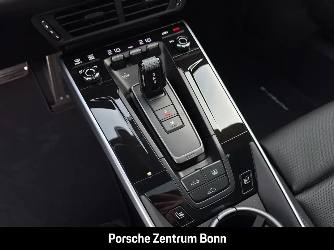 Porsche 992 - Thumbnail 15
