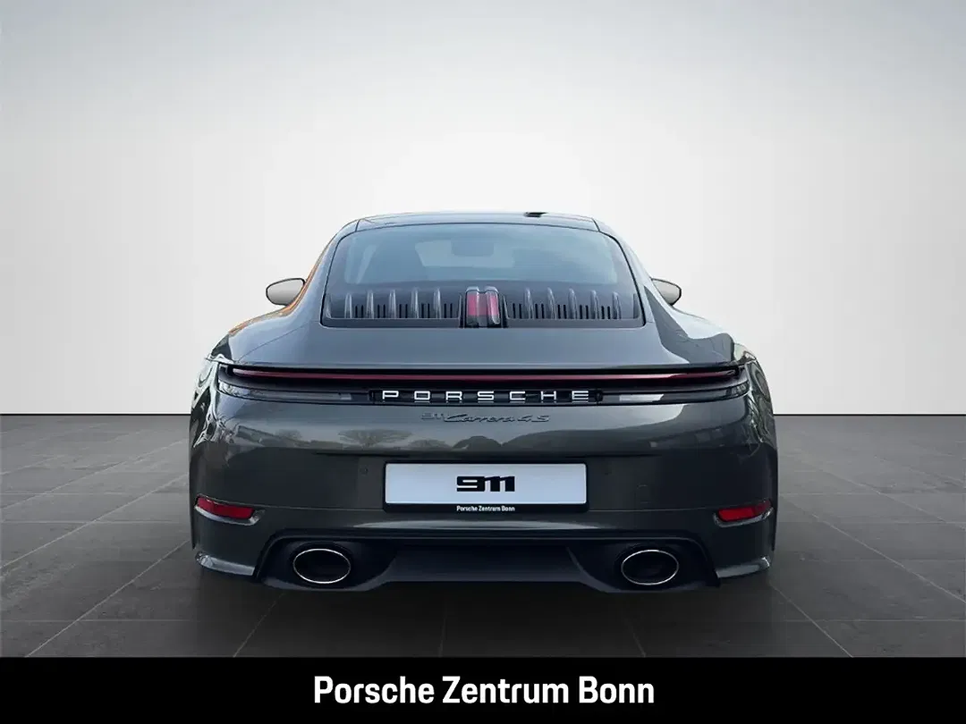 Porsche 992 - Thumbnail 6