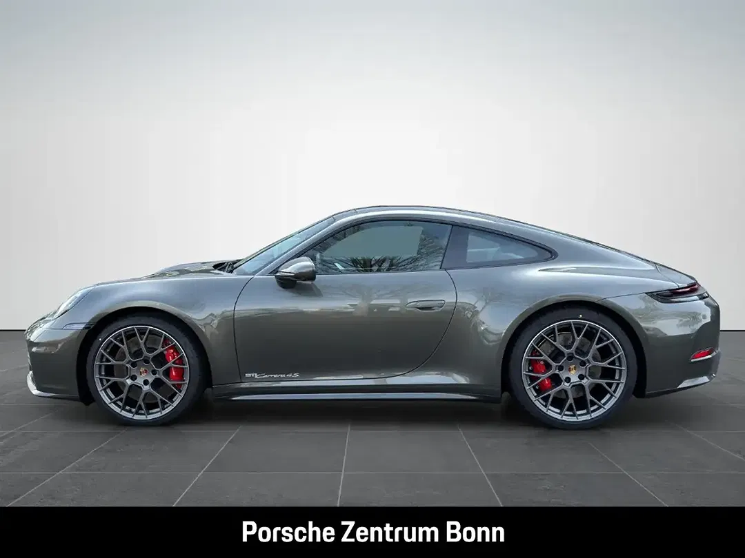 Porsche 992 - Thumbnail 8