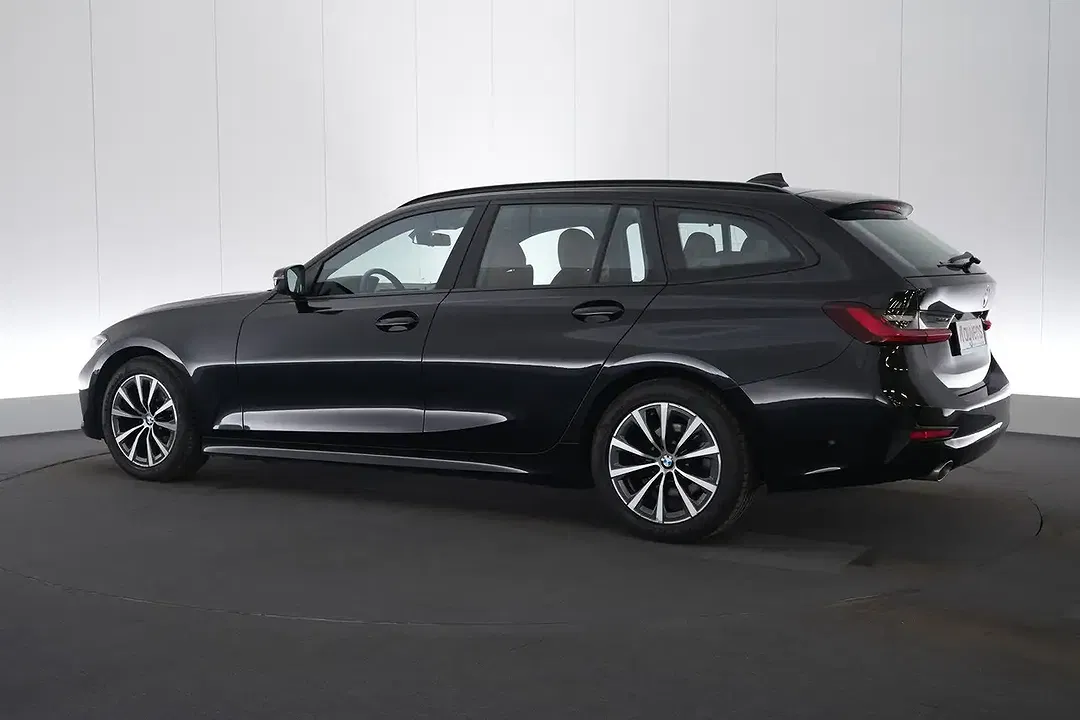 BMW 318 - Thumbnail 4