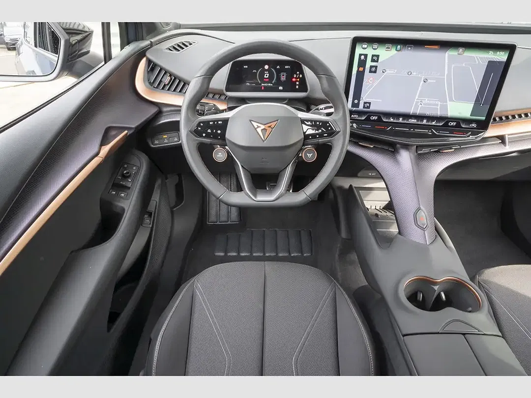 CUPRA Tavascan - Thumbnail 12