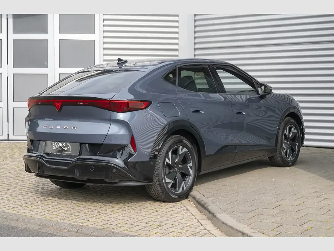 CUPRA Tavascan - Thumbnail 2