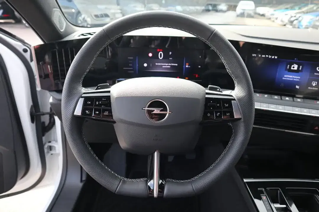Opel Astra - Thumbnail 10