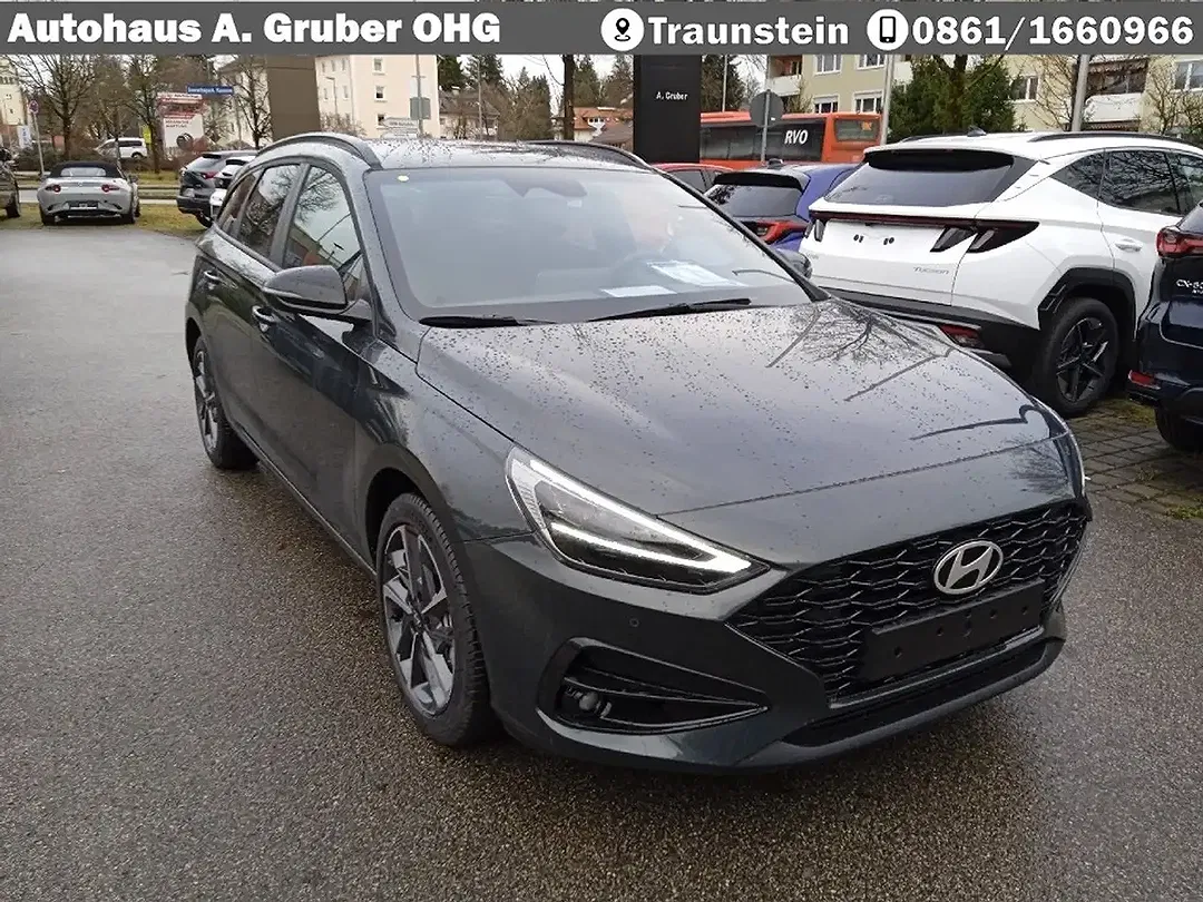 Hyundai i30 - Thumbnail 1