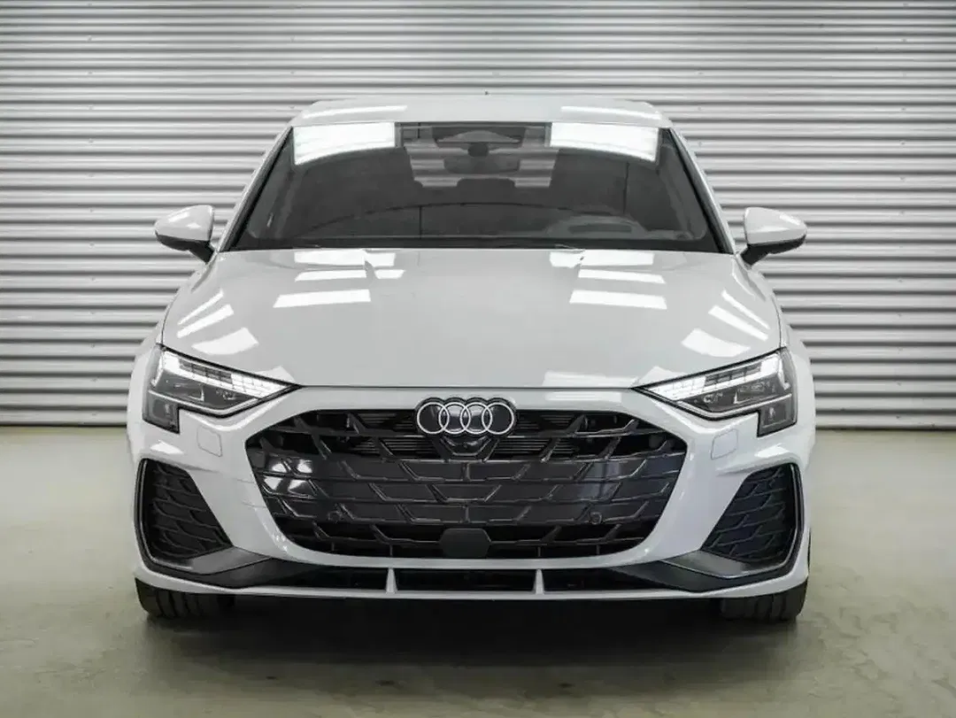 Audi A3 - Thumbnail 2