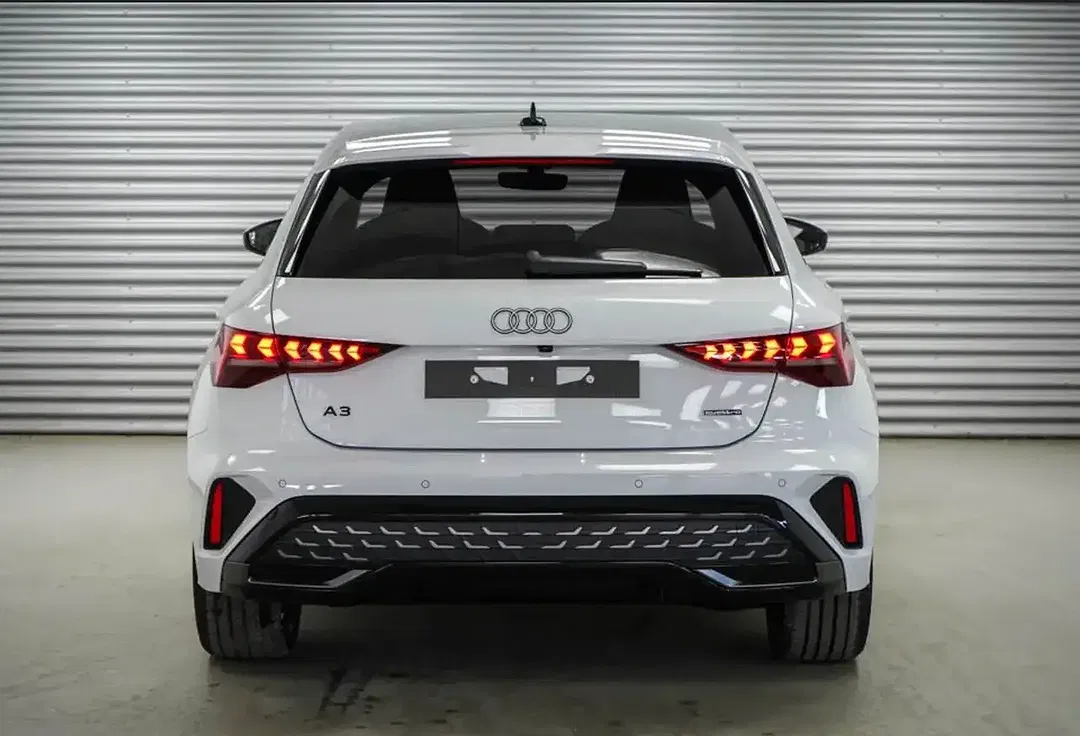 Audi A3 - Thumbnail 4
