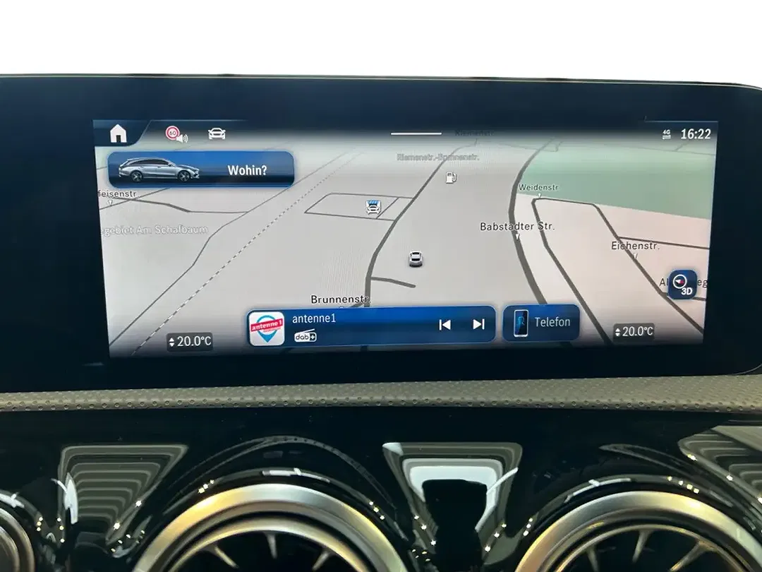 Mercedes-Benz CLA 200 - Thumbnail 11