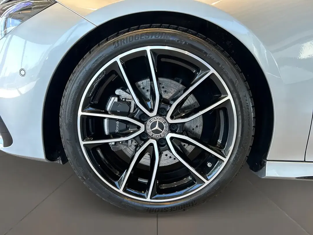 Mercedes-Benz CLA 200 - Thumbnail 8