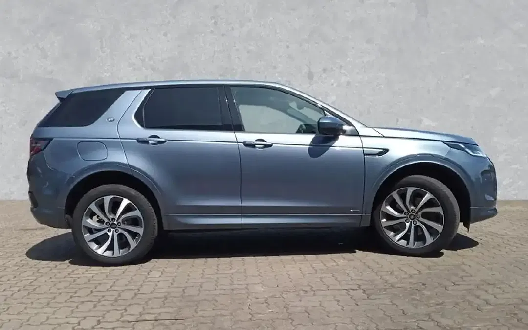 Land Rover Discovery Sport - Thumbnail 2