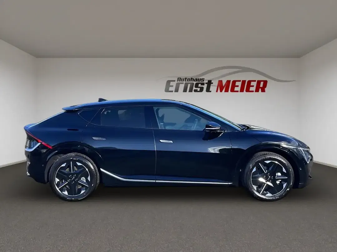 Kia EV6 - Thumbnail 6