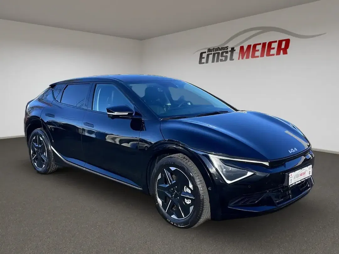 Kia EV6 - Thumbnail 7