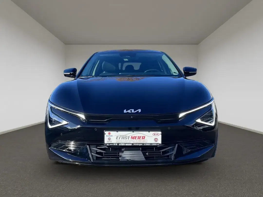 Kia EV6 - Thumbnail 8