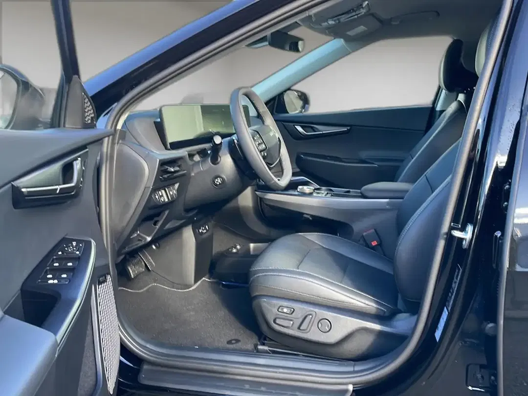 Kia EV6 - Thumbnail 9