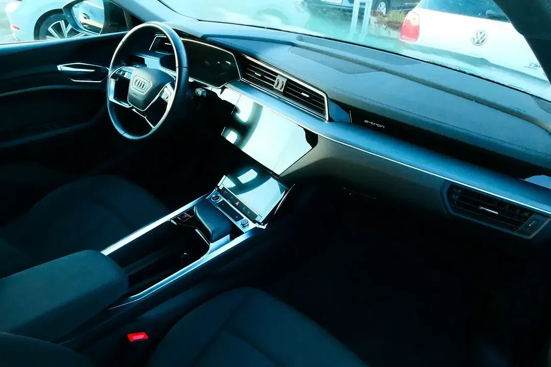 Audi e-tron - Thumbnail 15
