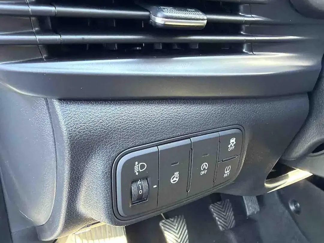 Hyundai i20 - Thumbnail 14