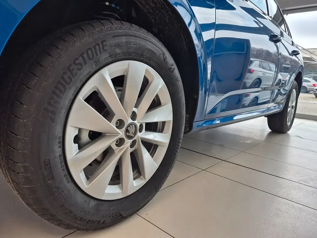 Skoda Kamiq - Thumbnail 4