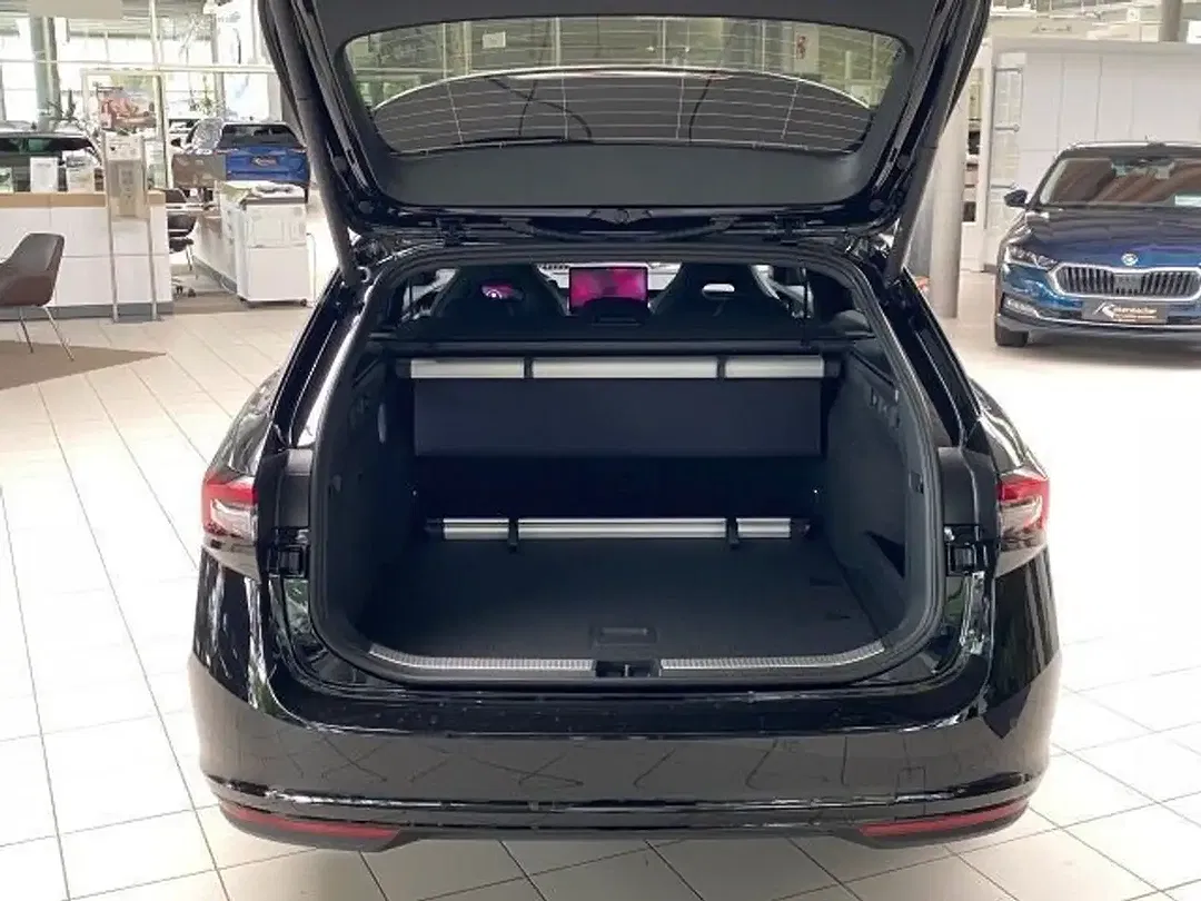Skoda Superb - Thumbnail 11