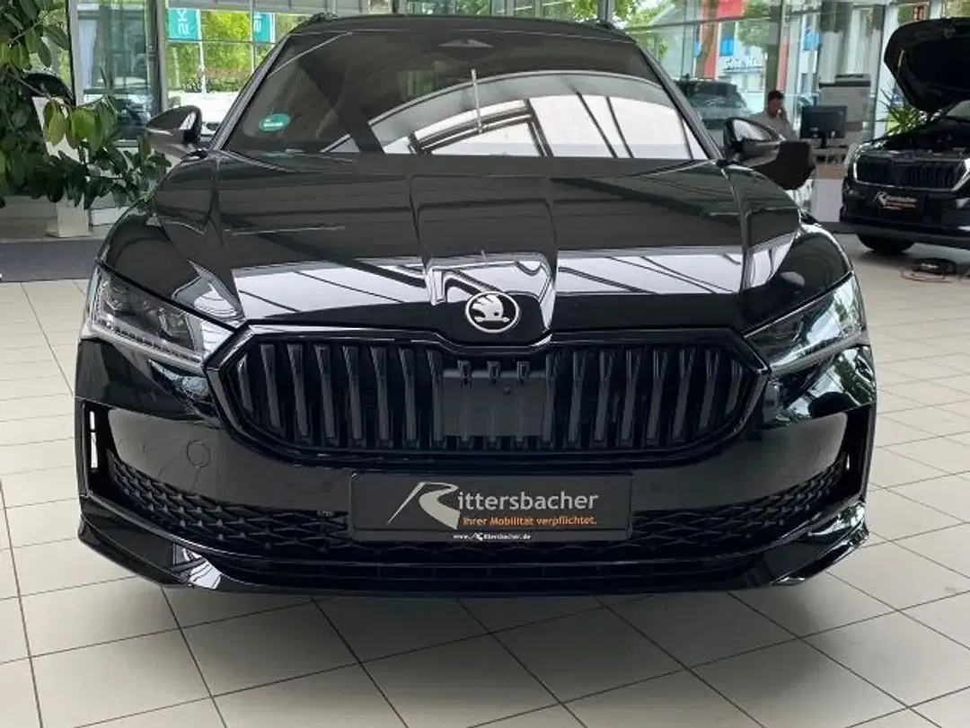 Skoda Superb - Thumbnail 3