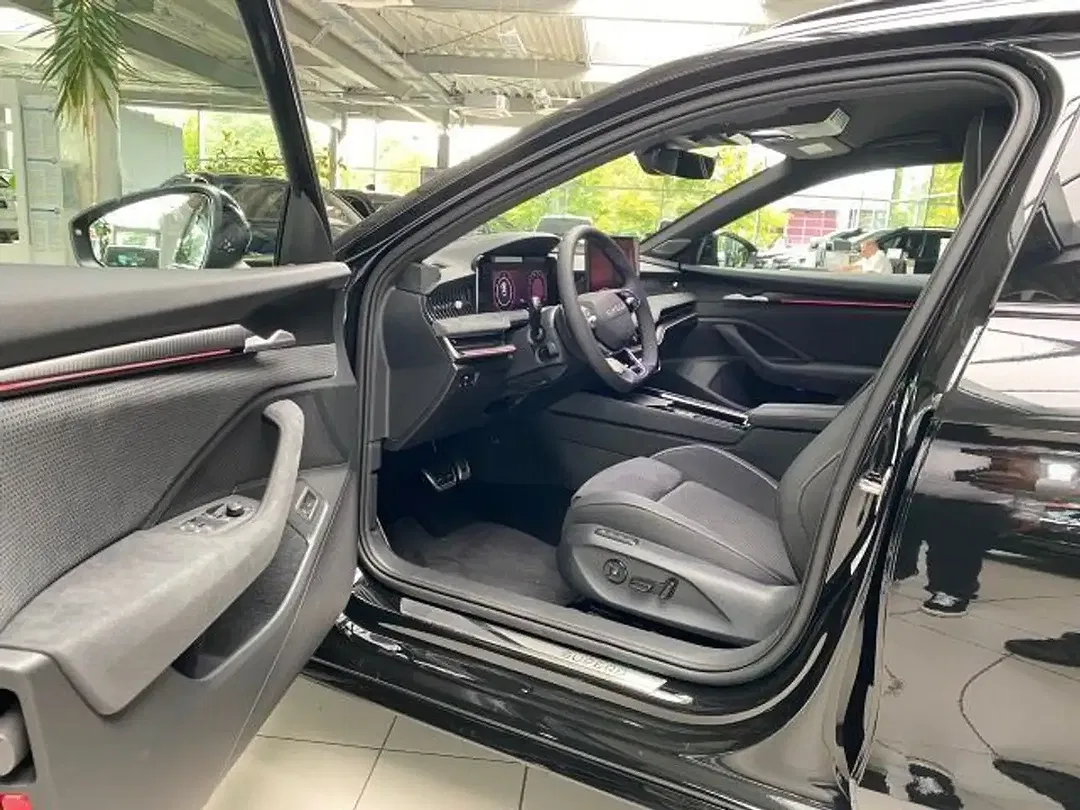 Skoda Superb - Thumbnail 6