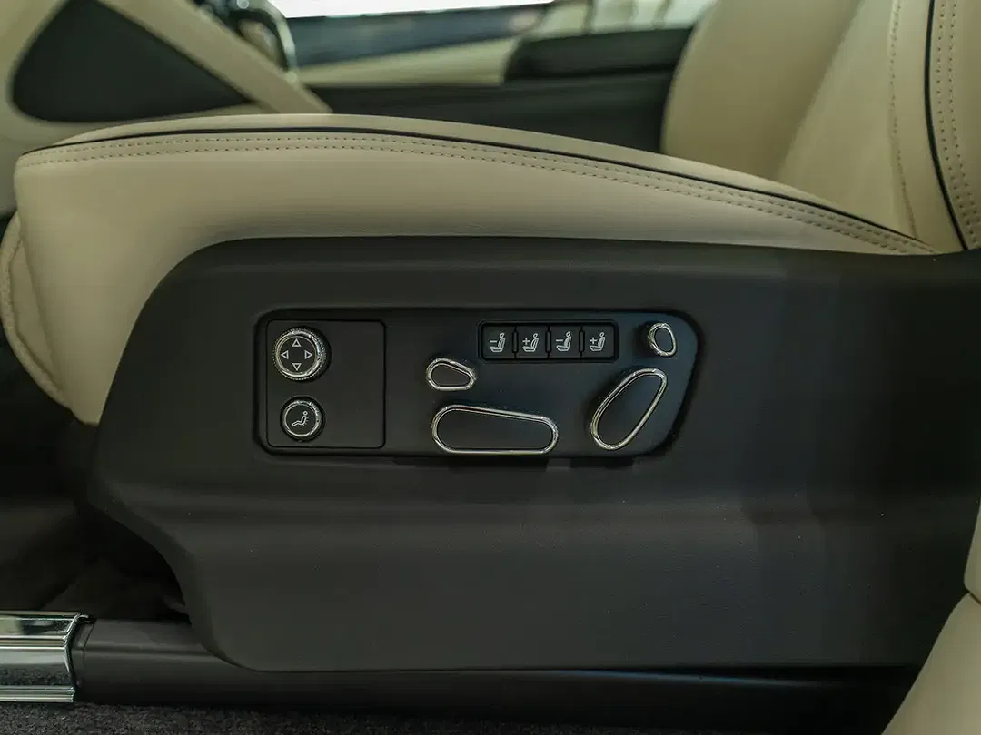 Bentley Bentayga - Thumbnail 14