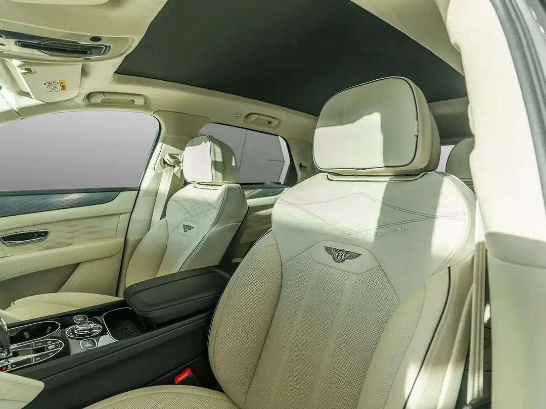 Bentley Bentayga - Thumbnail 15