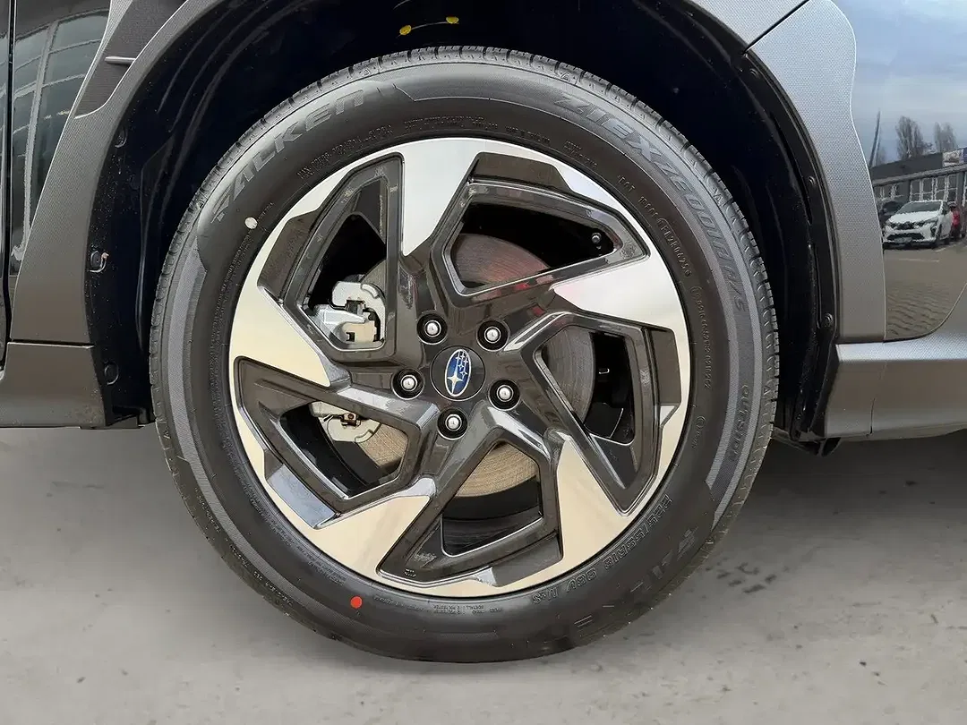 Subaru Crosstrek - Thumbnail 10