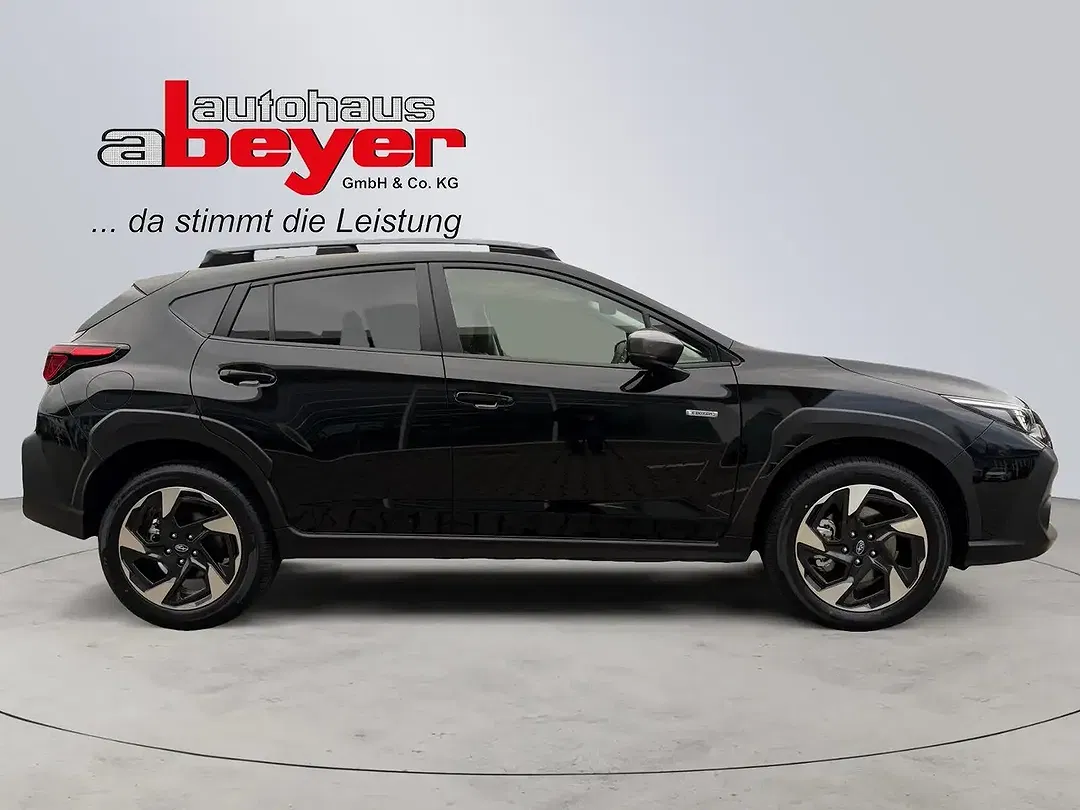 Subaru Crosstrek - Thumbnail 6
