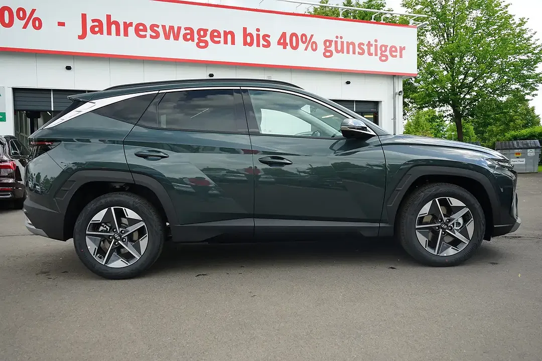 Hyundai TUCSON - Thumbnail 2