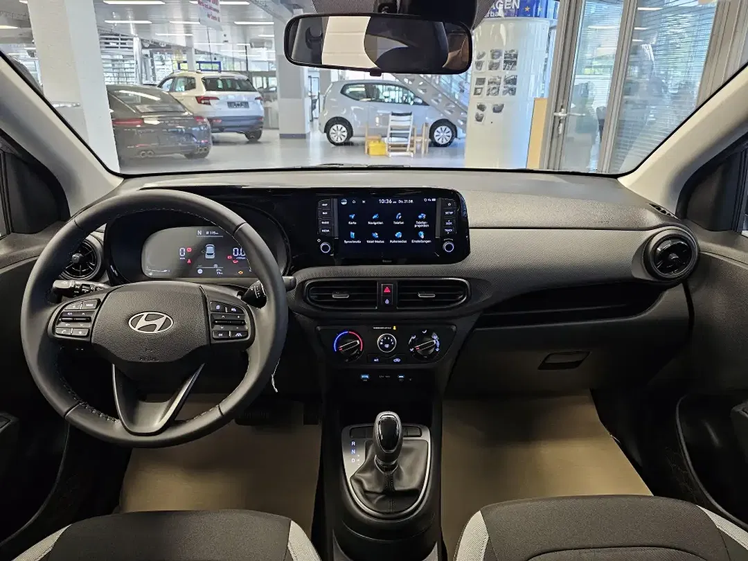 Hyundai i10 - Thumbnail 9