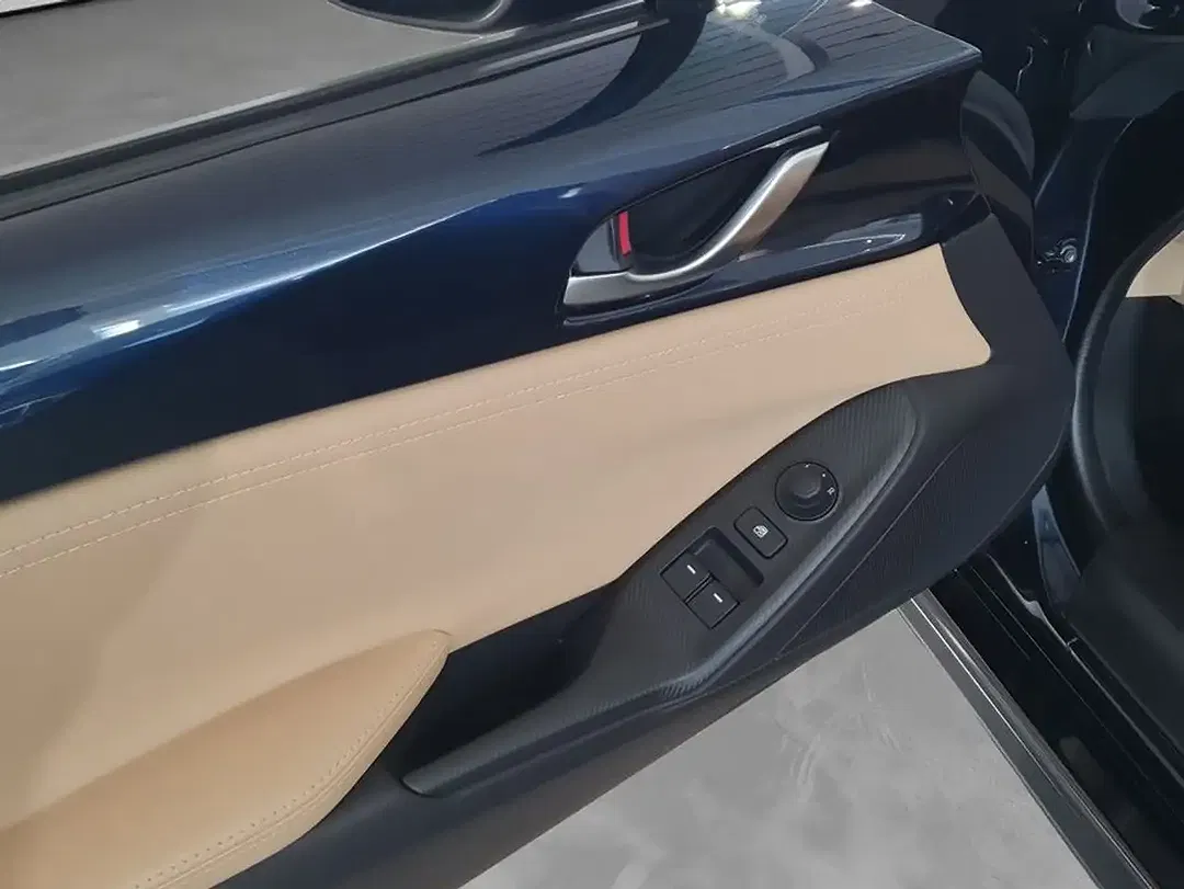 Mazda MX-5 - Thumbnail 11